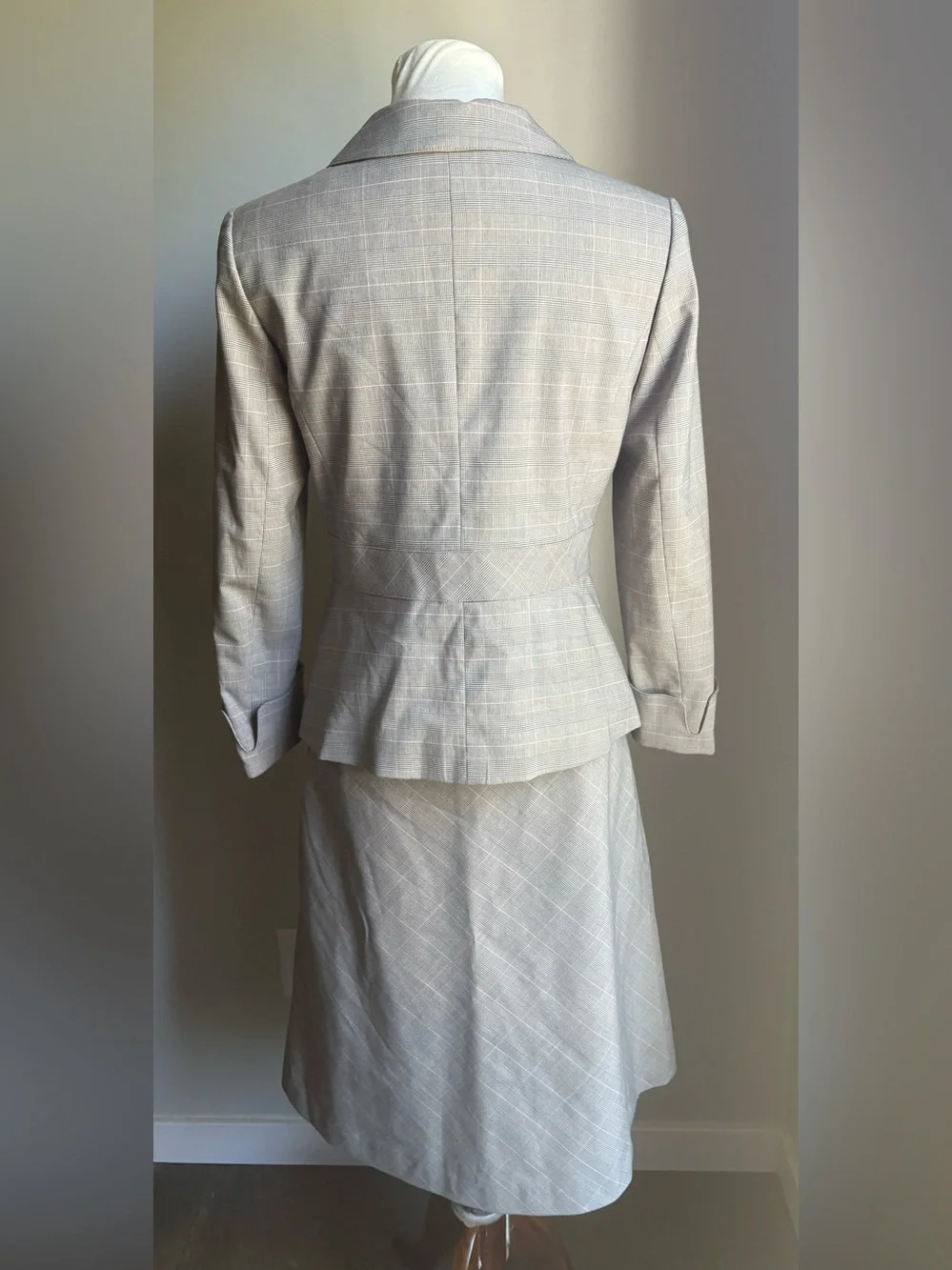 Y2K H&M Suit Fitted Skirt & Blazer In Light Gray Size Blazer 8 / Skirt 6